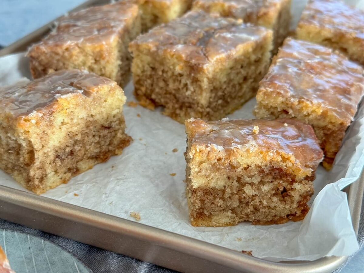 Zimtschneckenkuchen Rezept einfacher Rührkuchen mit viel Zimt