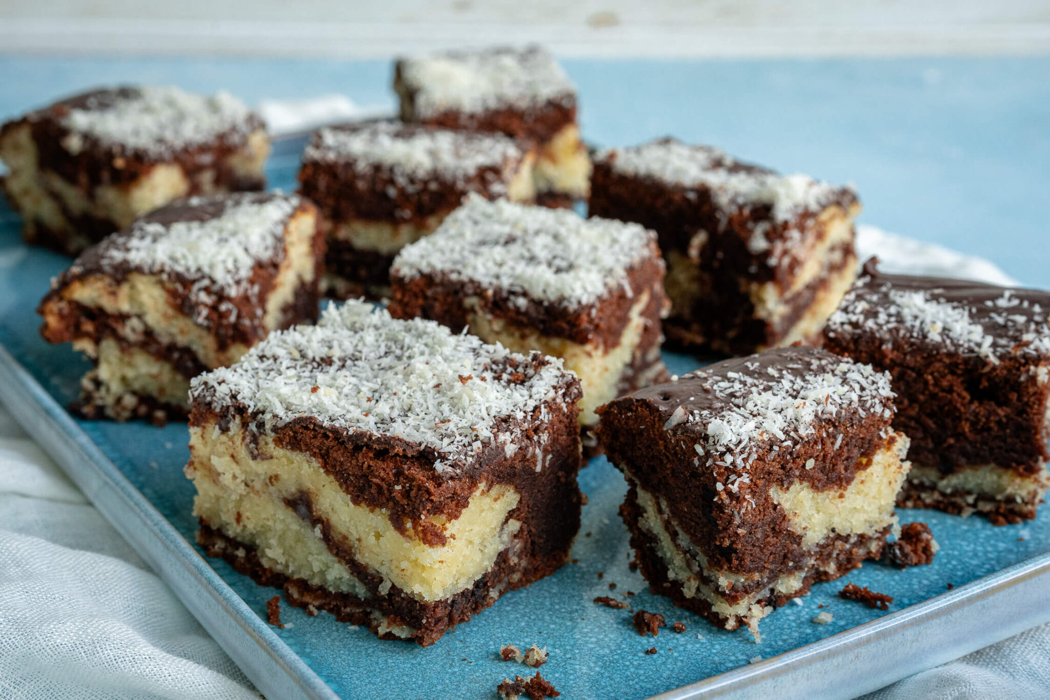 Bounty Schnitten Rezept für leckeren Bounty Kuchen vom Blech