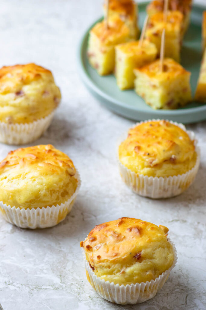 Perfekt als Snack zwischendurch oder zum Mitbringen - Käse Schinken Muffins