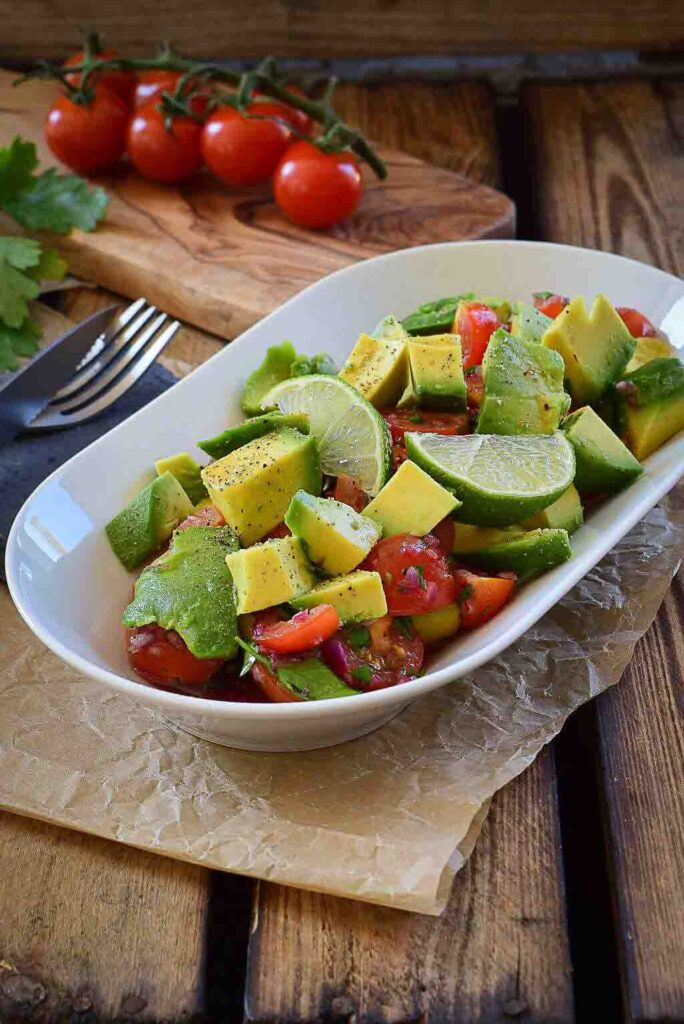 Acocado Tomaten Salat