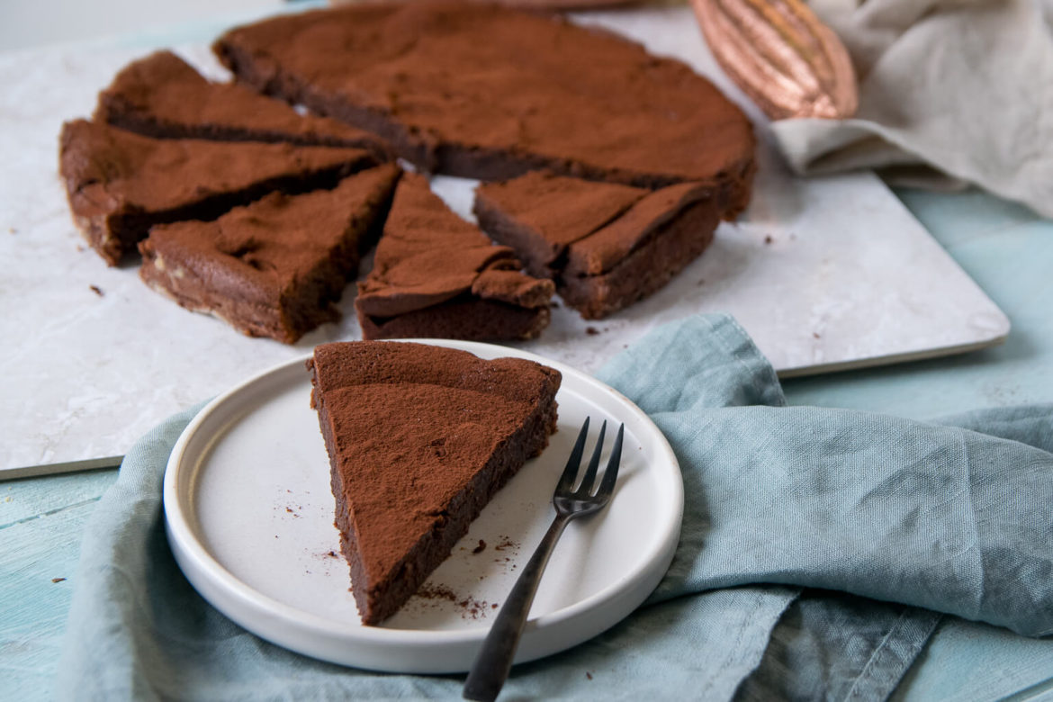 Super saftiger Haselnusskuchen aus der Kastenform - Einfach Malene