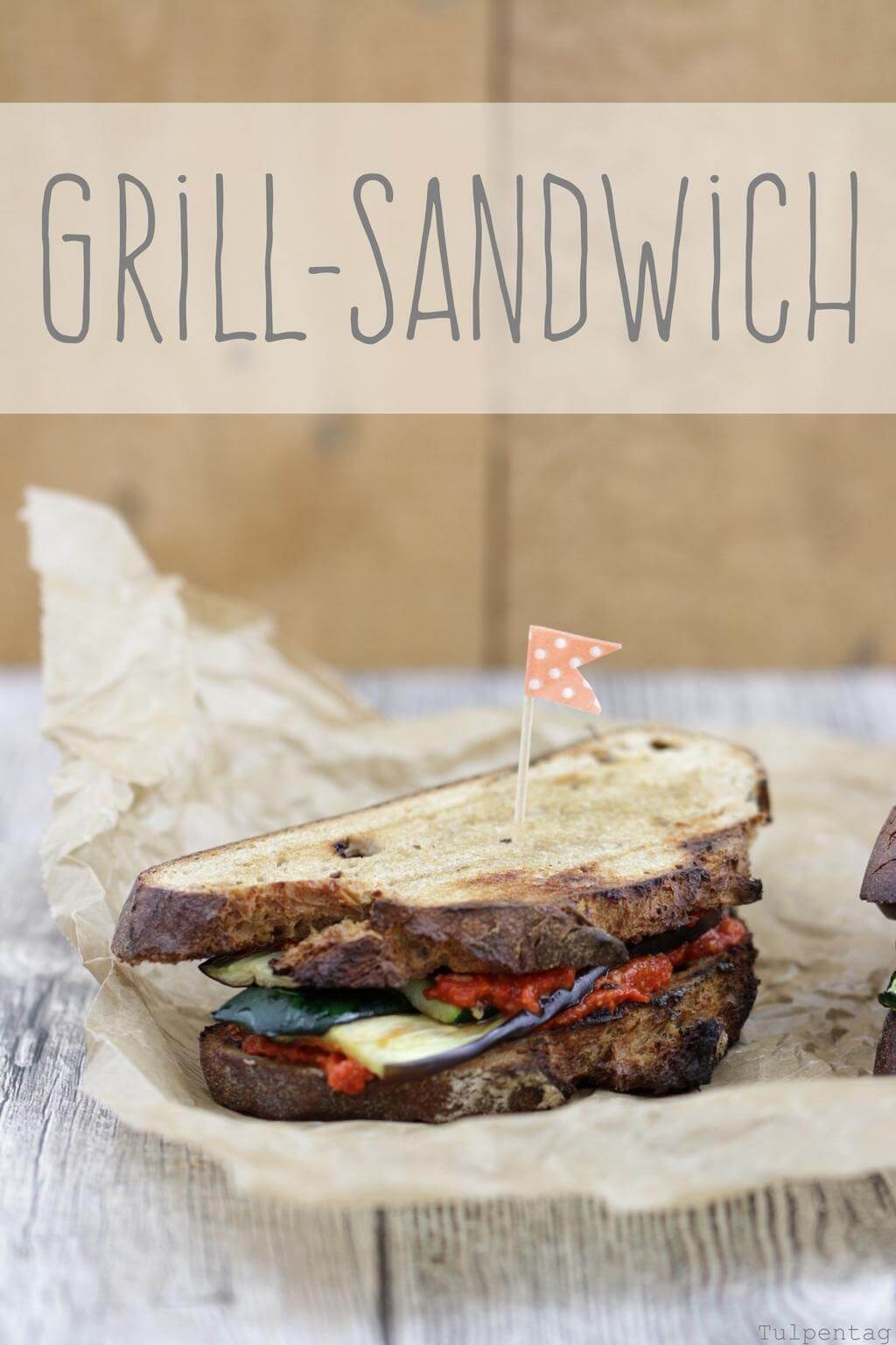 Grillsandwich mit Zucchini und Auberginen