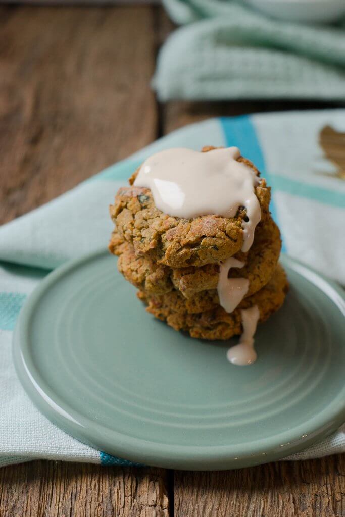 Falafel aus dem Backofen mit Tahini Joghurt Soße