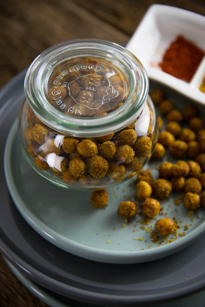 Günstig und gesund snacken - geröstete Kichererbsen aus der Heißluftfritteuse