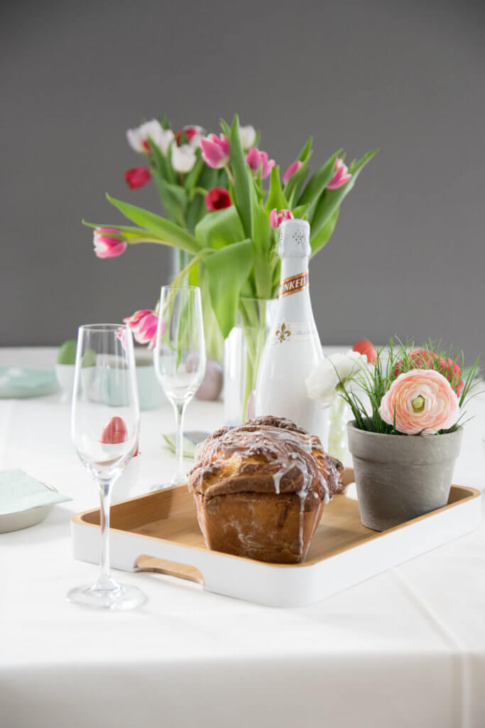 Sektfrühstück mit Henkell Sekt und Zimtbrot