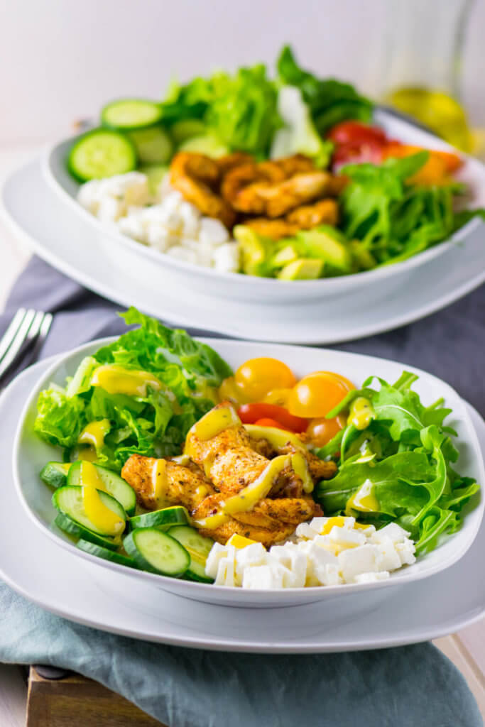 Schnell gemachter Salat mit Hähnchenbrust