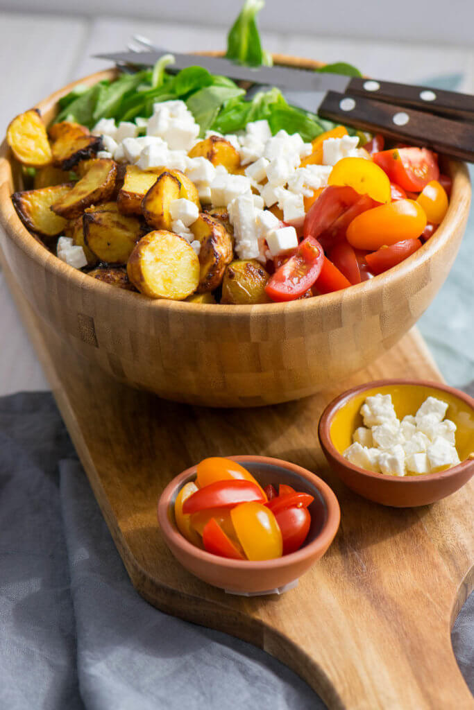 Soooo lecker, Honig Senf Röstkartoffel Salat mit Feta und Tomaten