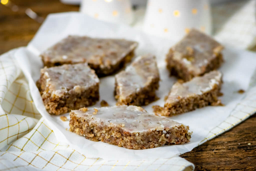 Saftige Rauten Lebkuchen vom Blech - so einfach gelingen sie auch dir