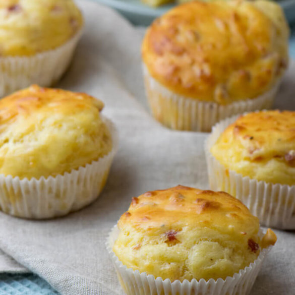 Alle lieben diese Käse Schinken Muffins mit 5 Zutaten