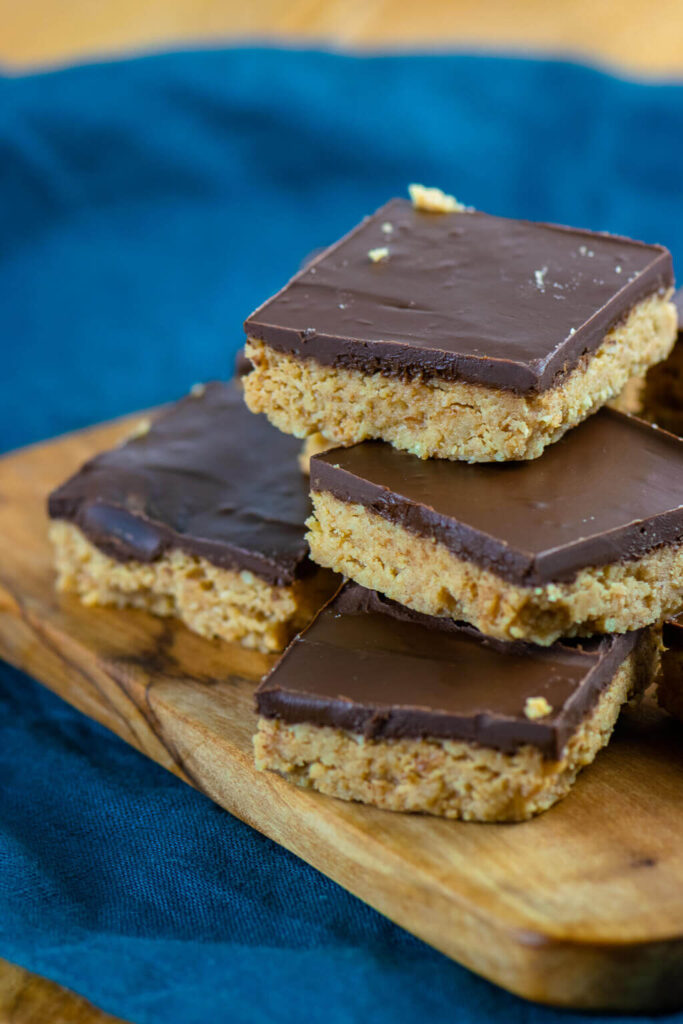 Peanutbutter Bars mit nur 5 Zutaten