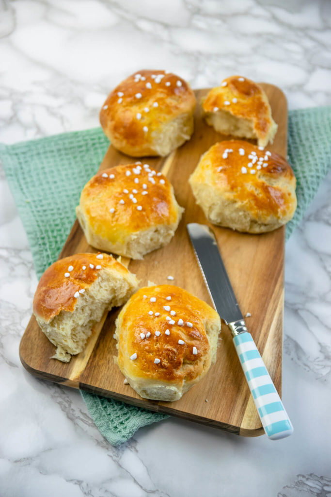 Quark Brötchen zum Frühstück für due ganze Familie