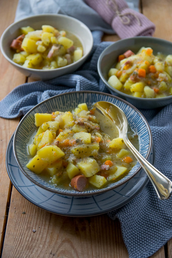 So einfach zuzubereiten, keine 40 Minuten und fertig ist die Kartoffelsuppe