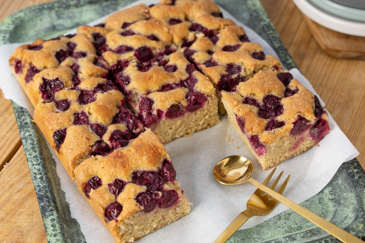 Saftiger Kirsch Sandkuchen Nach Mamas Rezept - Einfach Malene