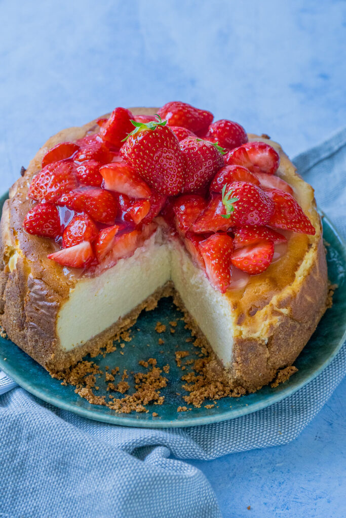 Große Erdbeeliebe - Erdbeer Käsekuchen des Jahres