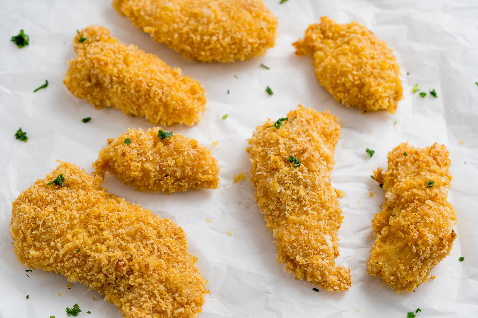 So einfach machst du knusprige Hähnchen Nuggets aus dem Backofen selber ...