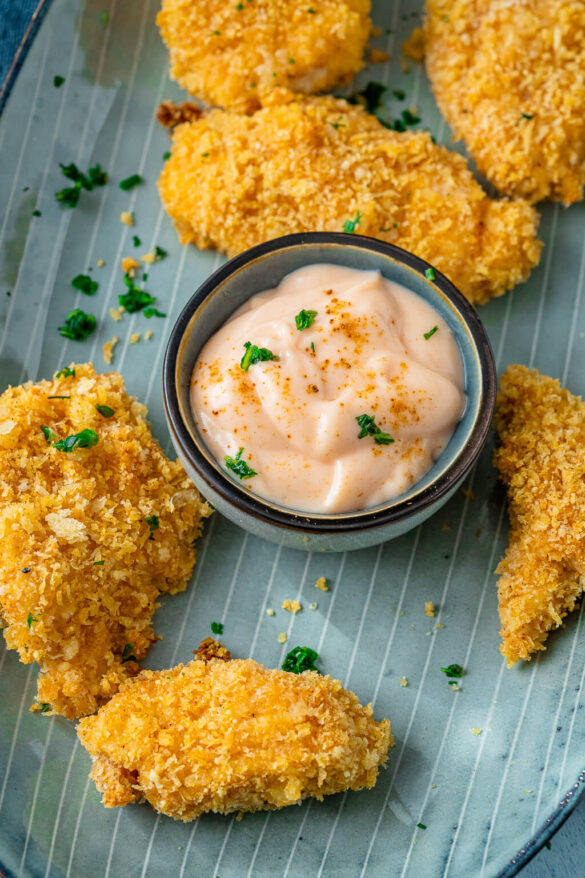 So einfach machst du knusprige Hähnchen Nuggets aus dem Backofen selber ...