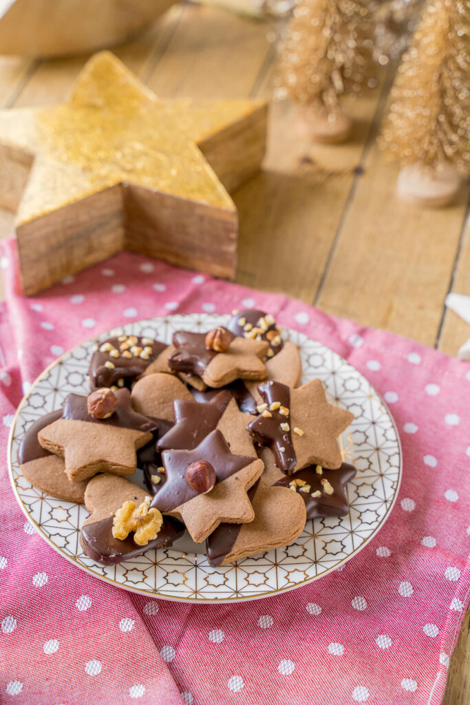 Nougat Plätzchen - köstliche Schokokekse zum Ausstechen