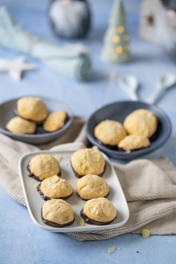 Mandelberge mit Marzipan - köstliches Mürbeteiggebäck - Einfach Malene