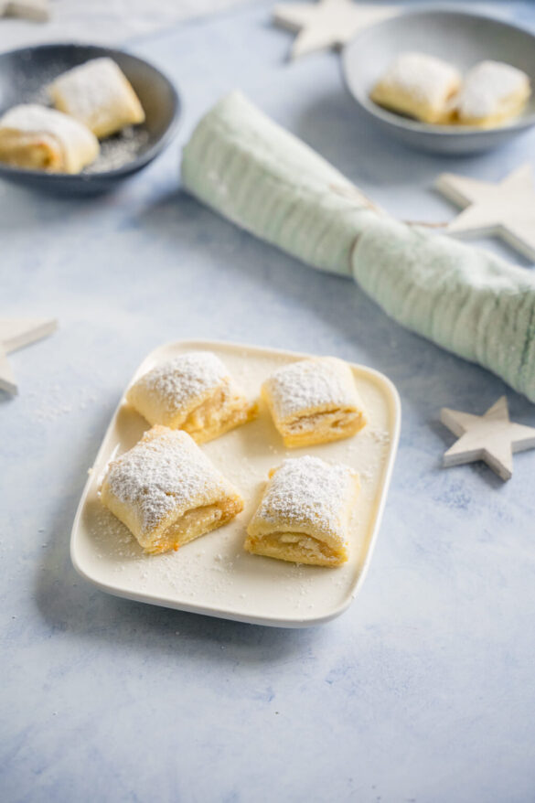 Marzipankissen - köstliches Marzipangebäck zur Weihnachtszeit - Einfach ...