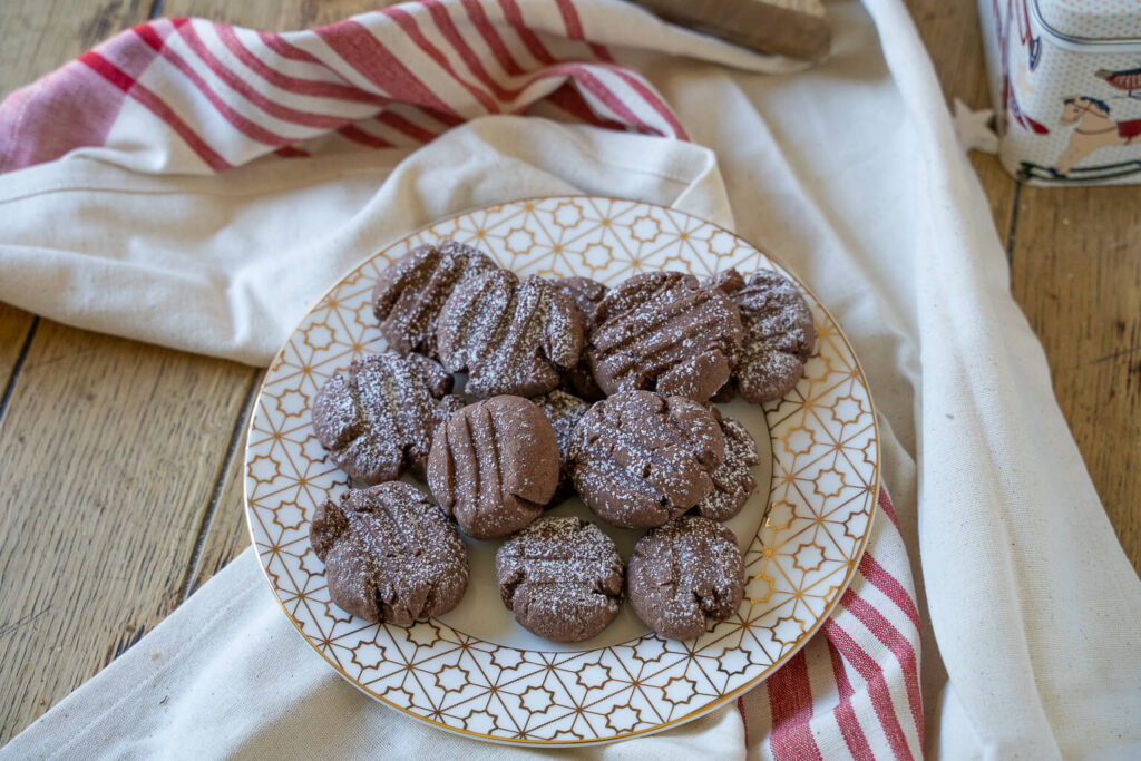 Zarte Schoko Weihnachtsplätzchen zum Verlieben - zarte Schokokekse für Weihnachten