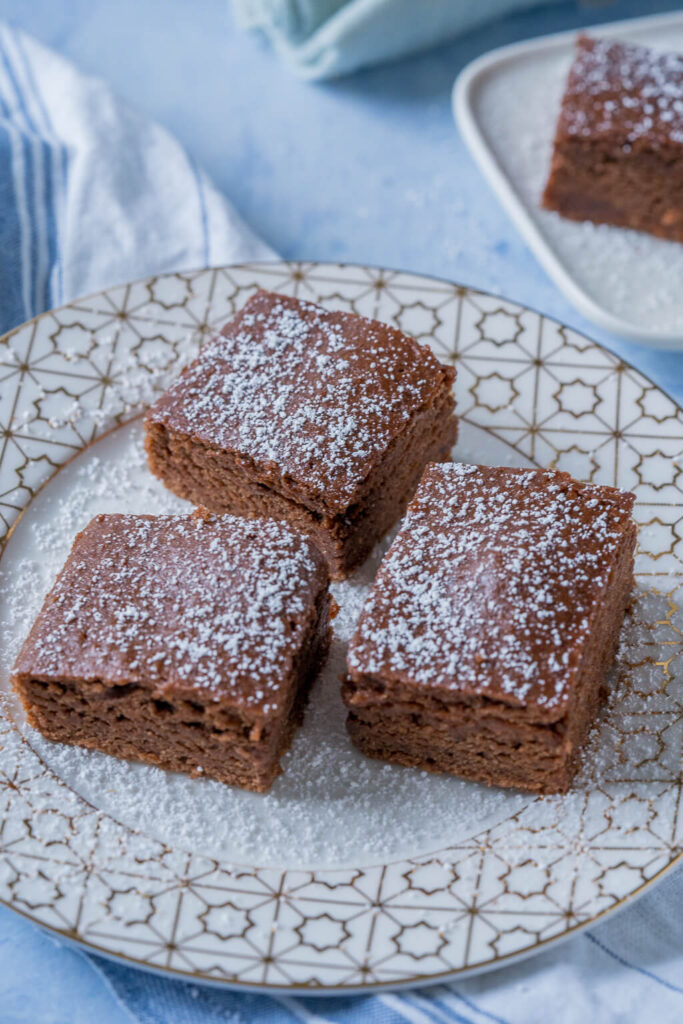 Weiche Schoko Lebkuchen aus der Brownie Form