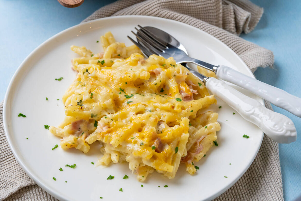 Geniale Käse Schinken Makkaroni aus dem Backofen - der perfekte Ruck ...