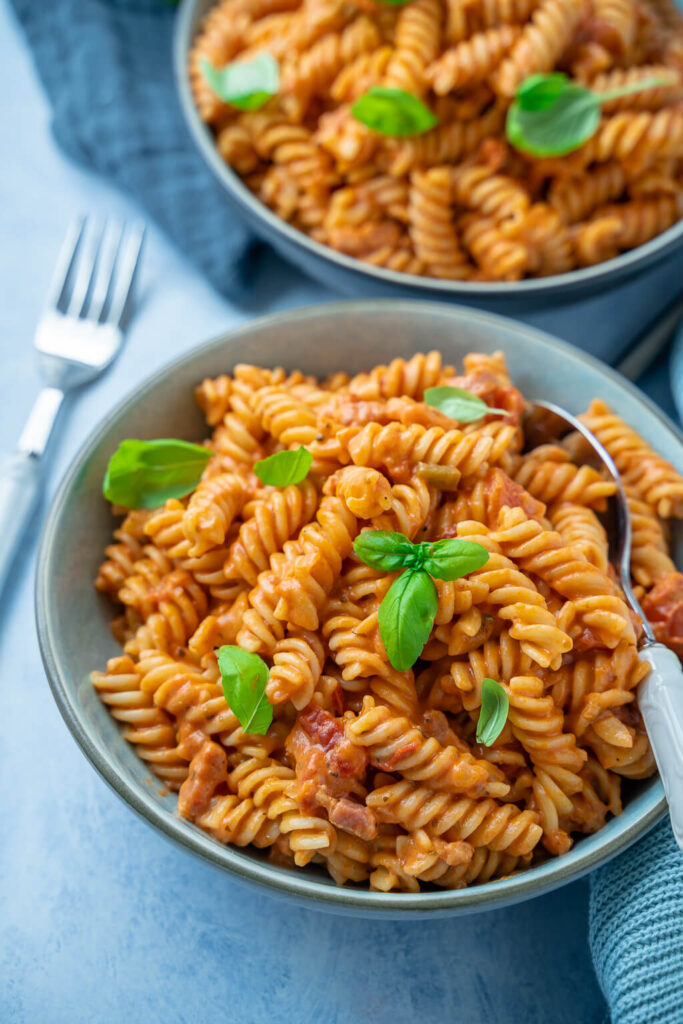 Leckere Tomatenpasta - fertig in 12 Minuten