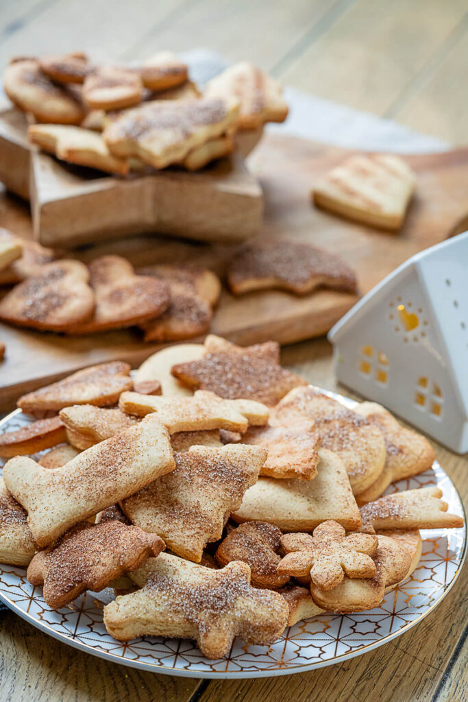 Leckeres Weihnachtsgebäck mit Marzipan - Ausstech Plätzchen