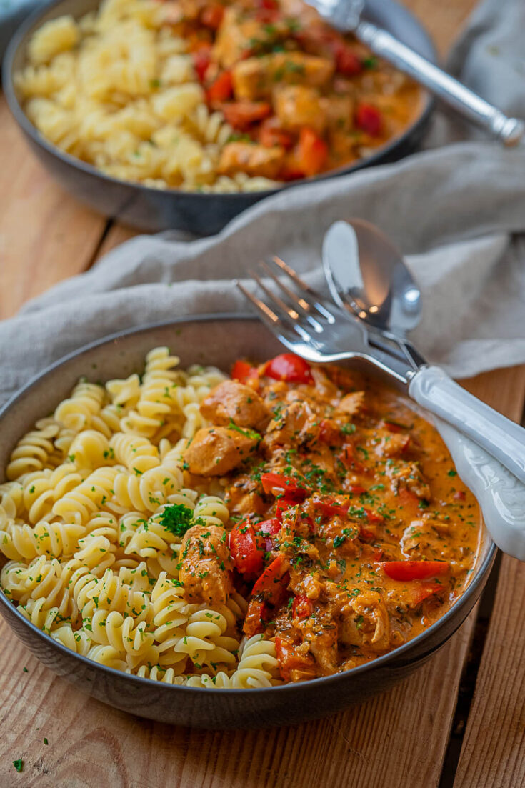 Rezept Für Paprika-Sahne-Hähnchen- Kochen Ohne Fix Tüte