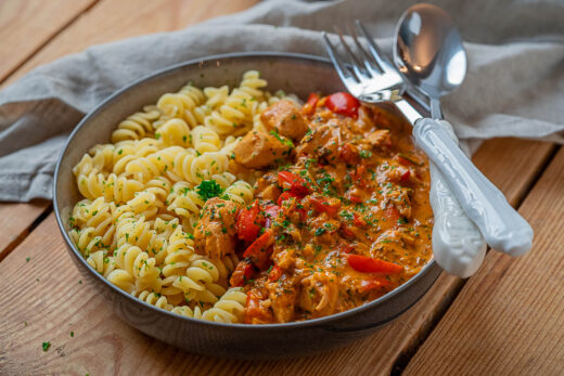 Rezept Für Paprika-Sahne-Hähnchen- Kochen Ohne Fix Tüte