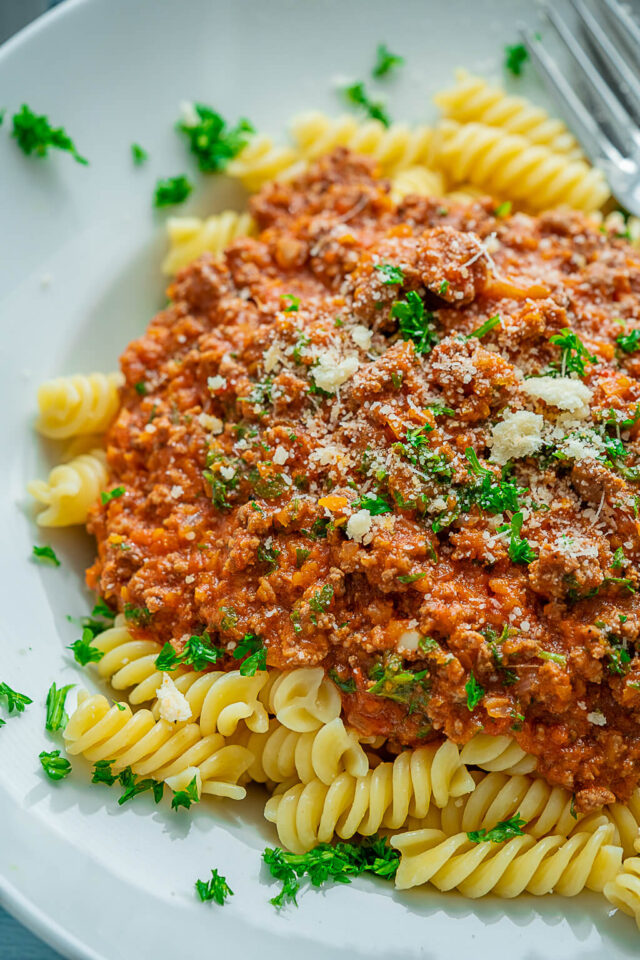 Schnelle Bolognese kochen - mega lecker, ohne Fix Tüte in nur 30 Minuten