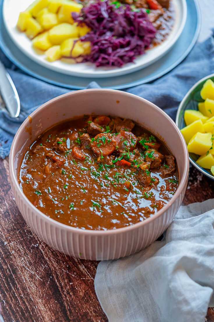 Köstliches Gulasch - perfekt auch für Anfänger - Einfach Malene