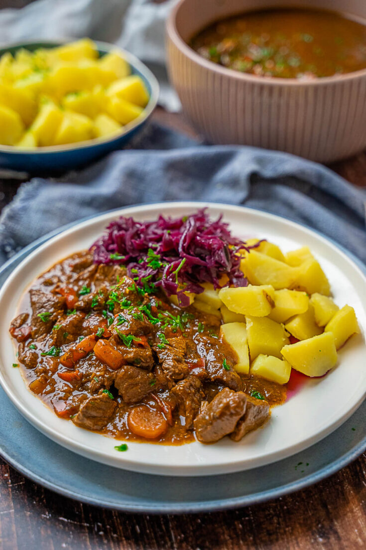 Köstliches Gulasch - perfekt auch für Anfänger - Einfach Malene