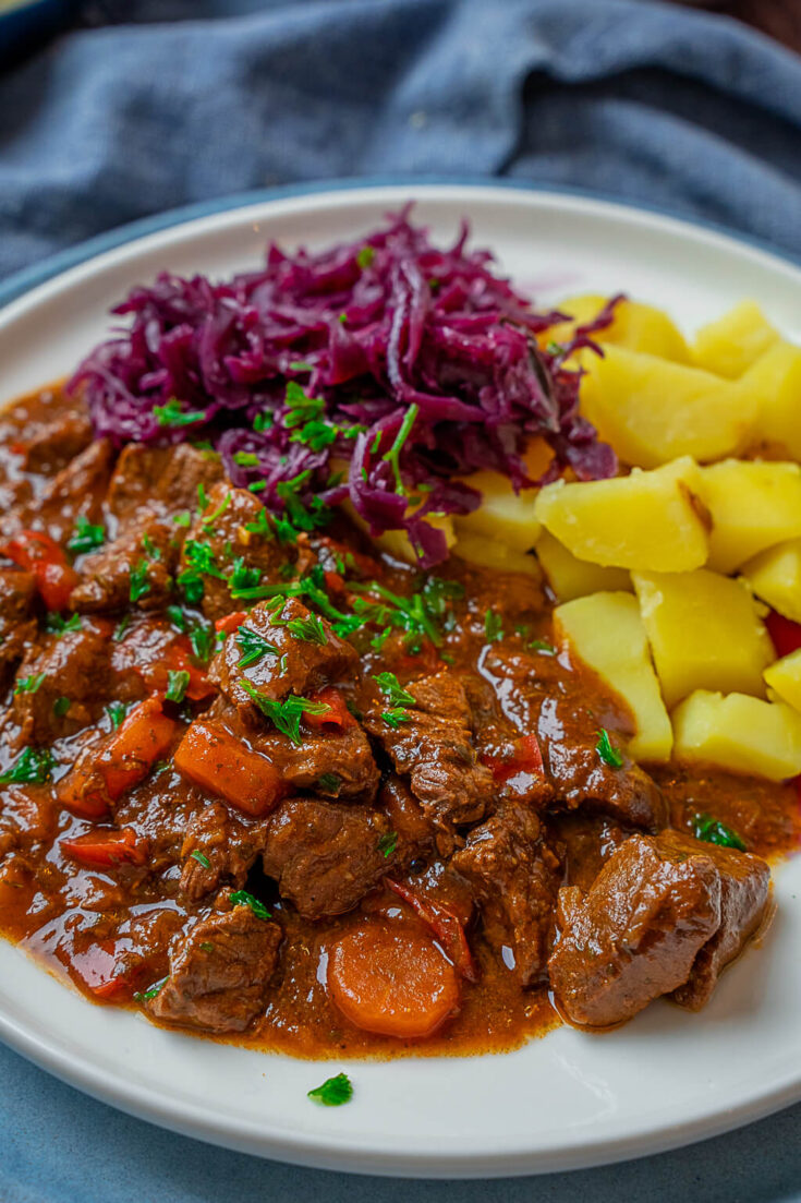 Köstliches Gulasch - perfekt auch für Anfänger - Einfach Malene