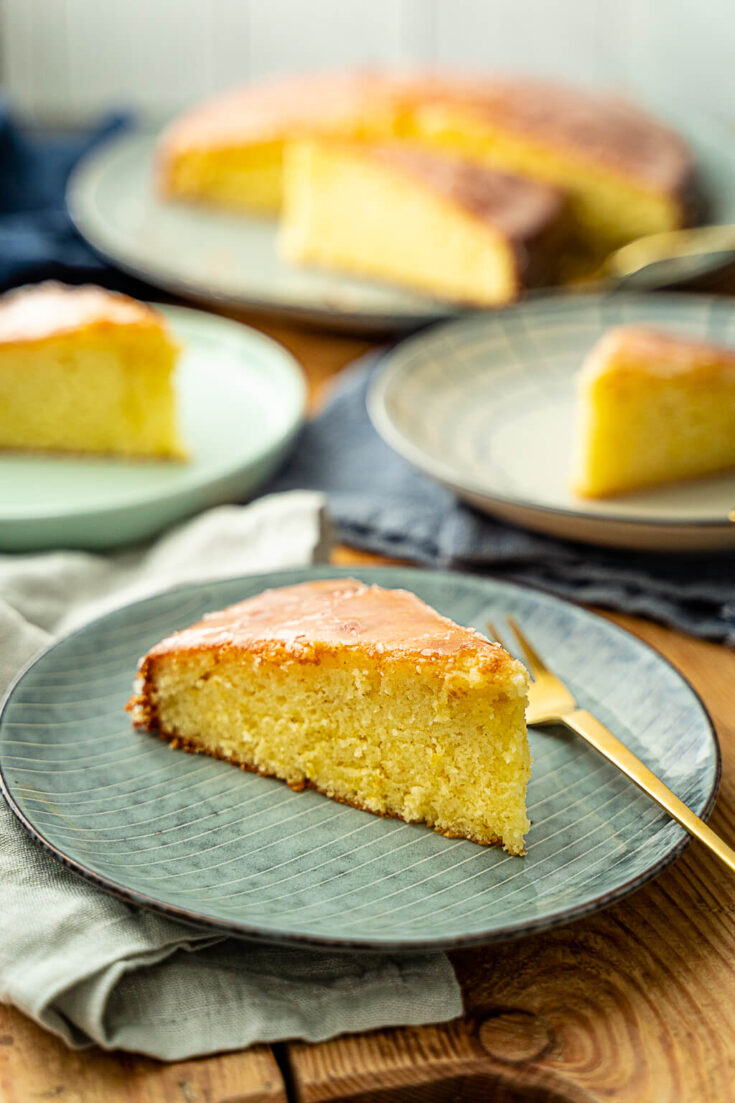 Fluffiger Saftiger Zitronenkuchen Mit Sirup - Aus Der Springform ...