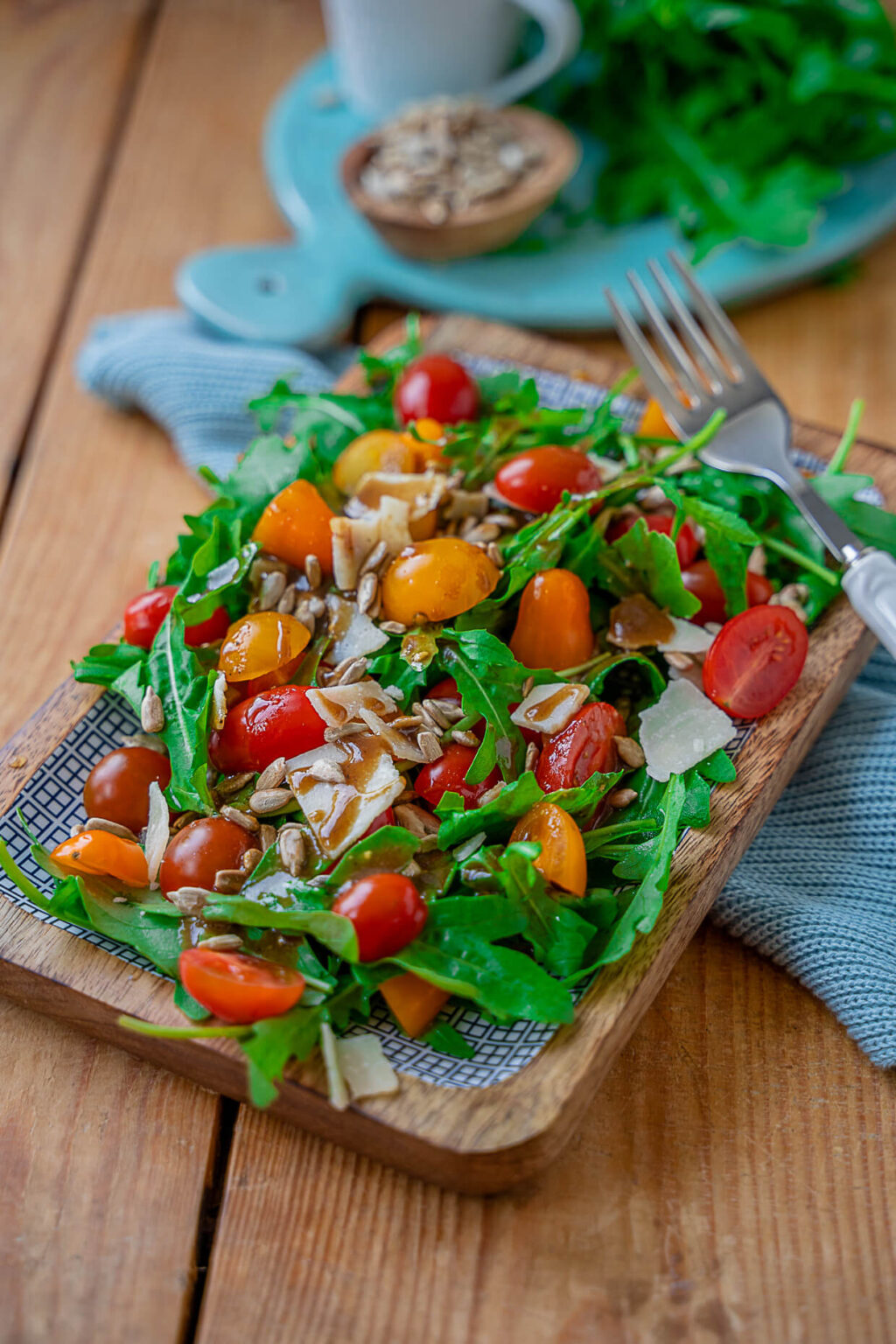 Rucola Salat mit Tomaten und Balsamico Dresssing - Einfach Malene