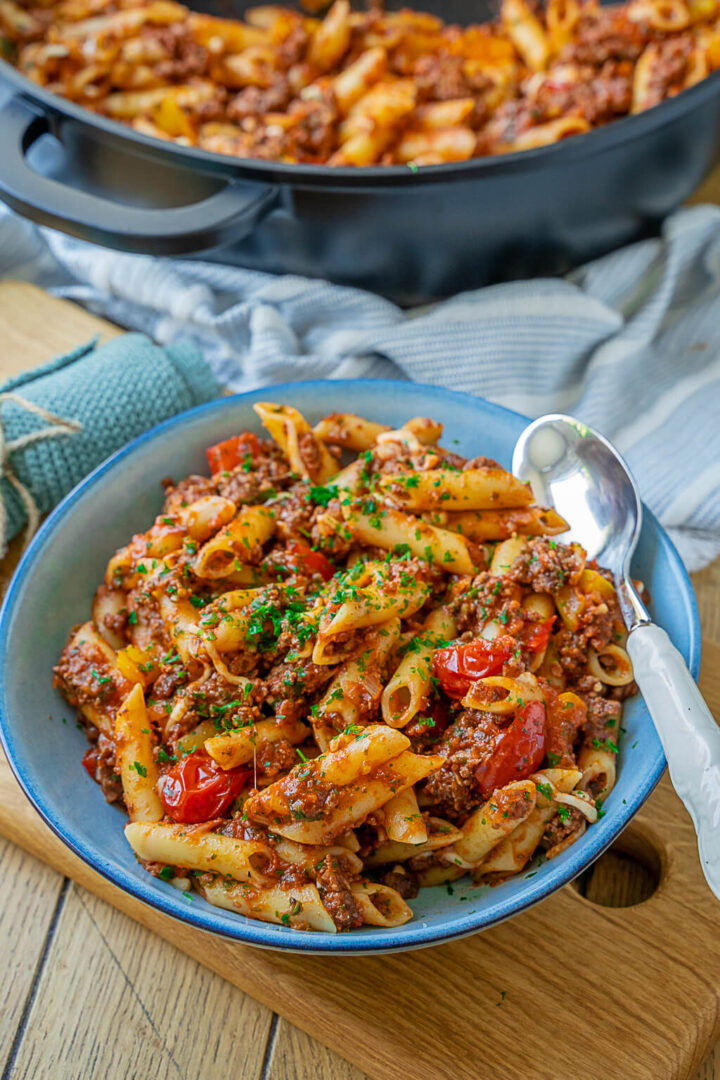 30 Minuten Nudel Hackfleisch Pfanne - Einfach, Lecker Und Preiswert ...