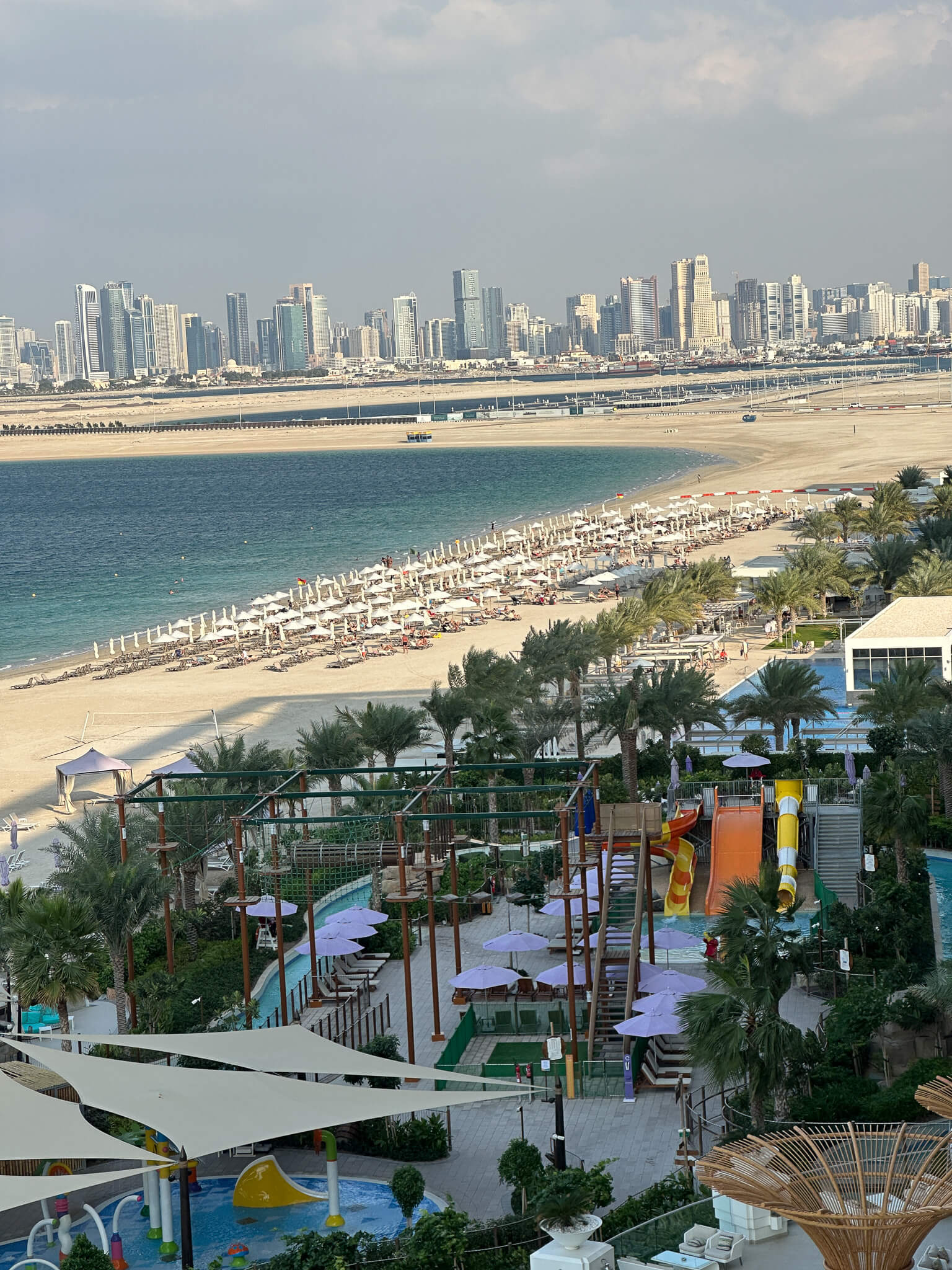 Blick auf die Skyline von Dubai