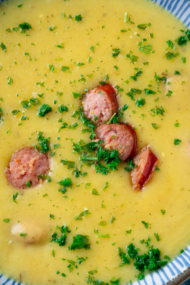 Kartoffelcremesuppe mit Mettenden -würzig, lecker &amp; einfach zu kochen ...