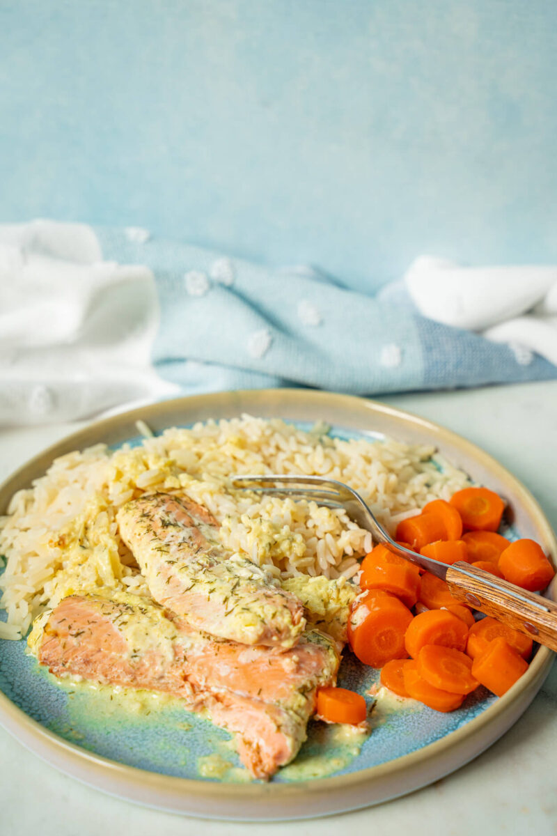 Lachs in Senfsauce mit Reis und Karotten - Einfach Malene