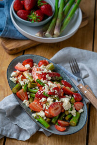 Grüner Spargelsalat Mit Erdbeeren Und Feta - Einfach Malene