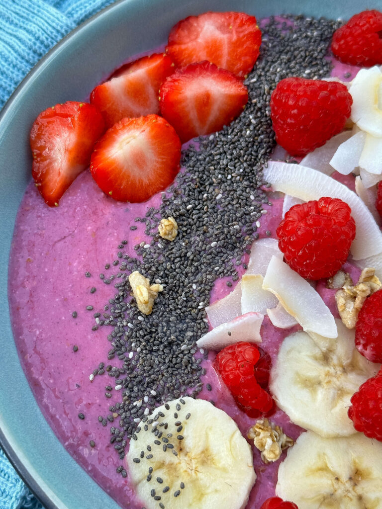 Porridge Bowl mit Himbeeren