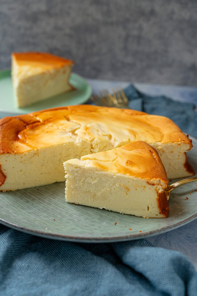 Cremiger Käsekuchen ohne Boden - lecker, schnell &amp; einfach