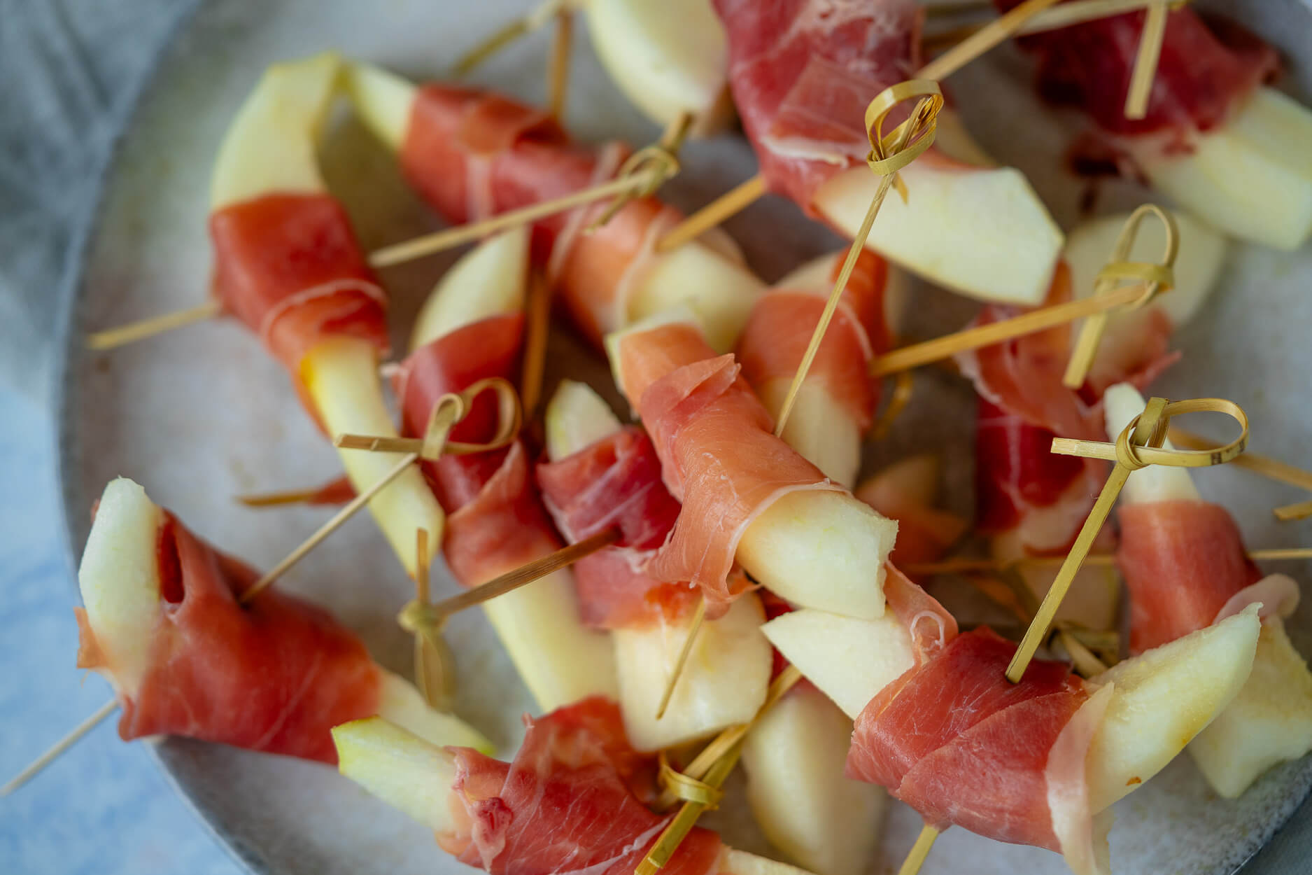 Super leckere Tapas - Birne in Serranoschinken