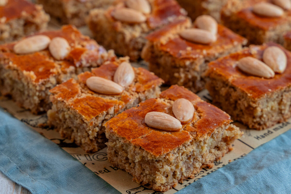 Mit Marzipan gefüllte Spekulatius - himmlisch lecker - Einfach Malene