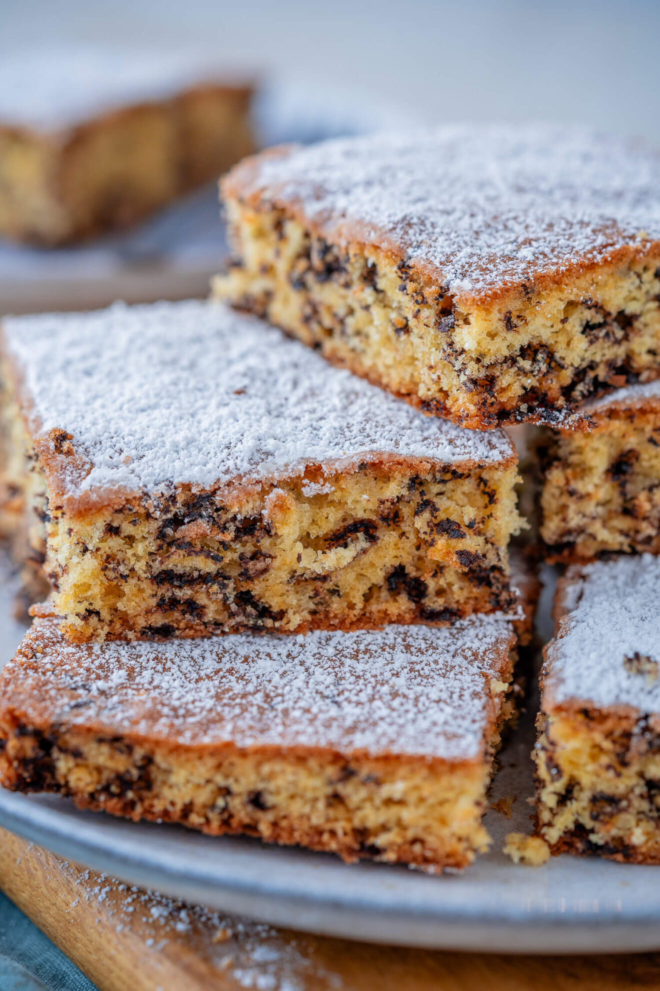 Fluffiger Ameisenkuchen vom Blech - schnell &amp; einfach - Einfach Malene