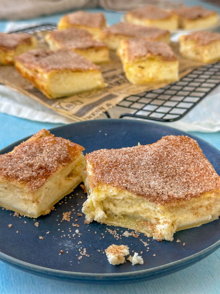 Churro Cheesecake Schnitten mit Blätterteig