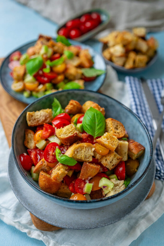 Einfaches Rezept für Brotsalat aus der Toskana