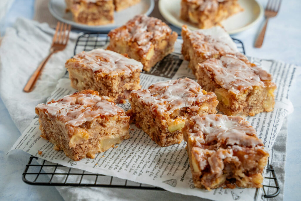 Apfel-Zimtschnecken-Kuchen