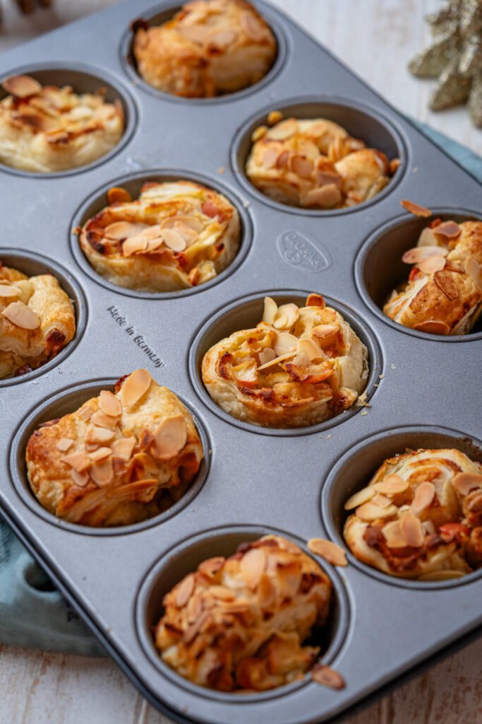 Mini Bratapfelstrudel backen - mit Blätterteig